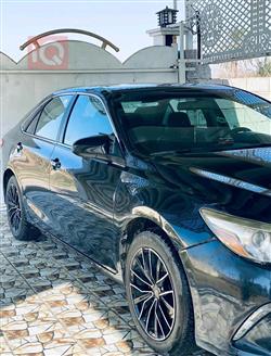 تۆیۆتا کامری